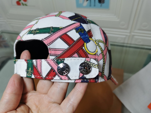 ブランド帽子内部構造